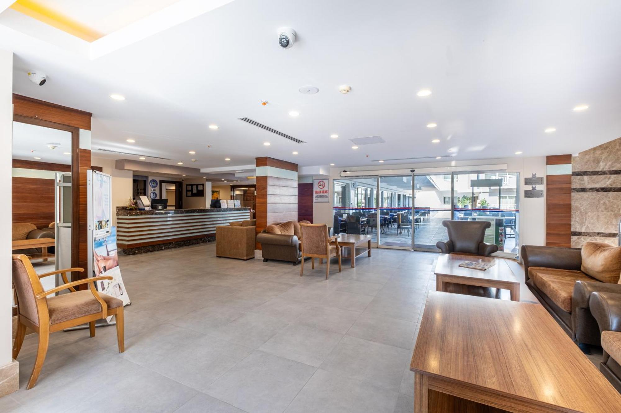Viking Express Hotel Kemer Exterior photo
