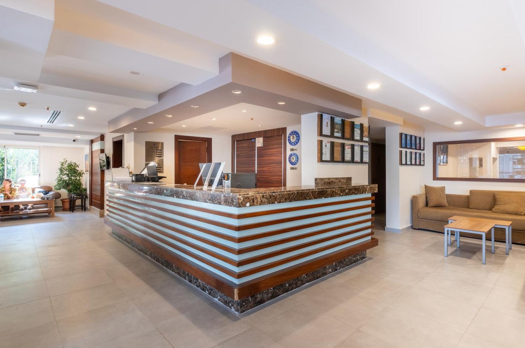 Viking Express Hotel Kemer Exterior photo